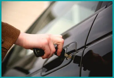 Top Locksmith Services Cincinnati, OH 513-494-3070 - 12-unlock-car